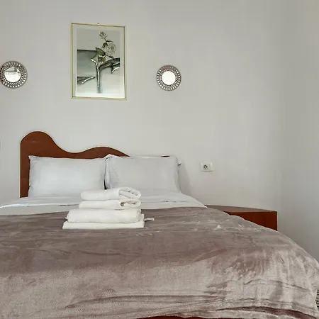 Ambra Room's Guest house