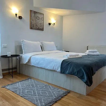 Ambra Room's * Brasov