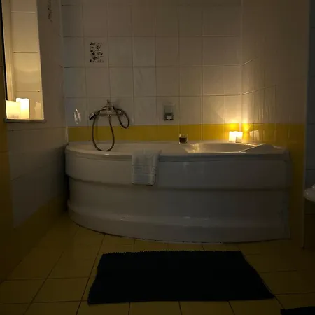 Ambra Room's Guest house Brasov
